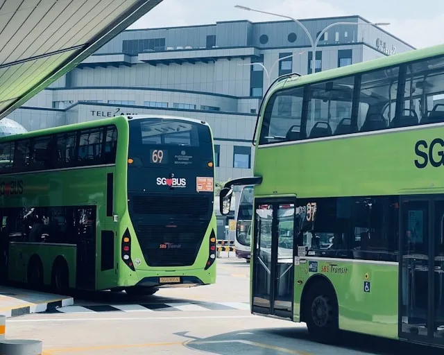 Autobus wahadłowy lotnisko Madryt-Barajas